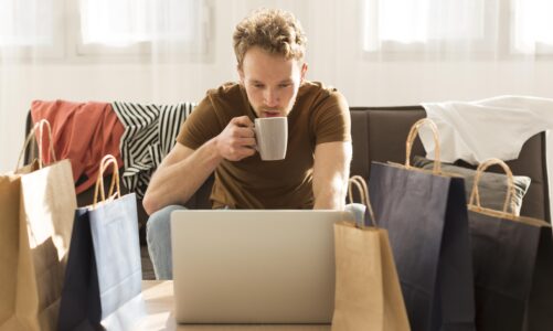 Cicha noc, głośny problem. Świąteczne zakupy na chińskich platformach a polski e-handel.