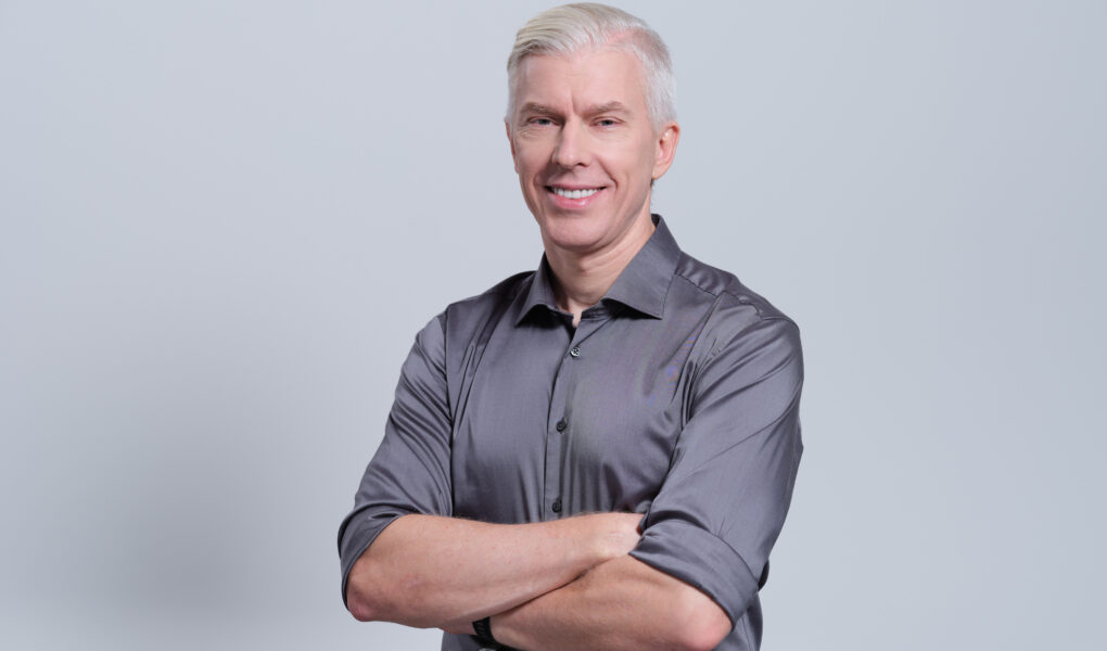 co-decyduje-o-sukcesie-w-pracy-z-ai-cechy-i-kompetencje-ktore-warto-rozwijac